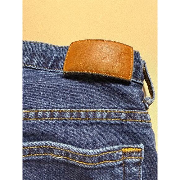 Dearborn Dark Wash Stretch Jeans — Size 32 - Picture 11 of 11